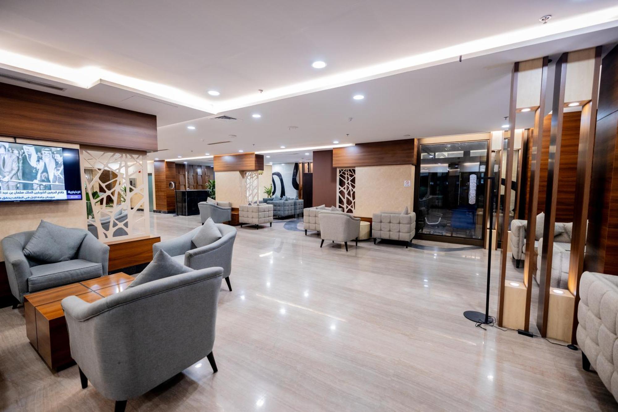 Mora Hotel By Pioneer Jeddah Luaran gambar