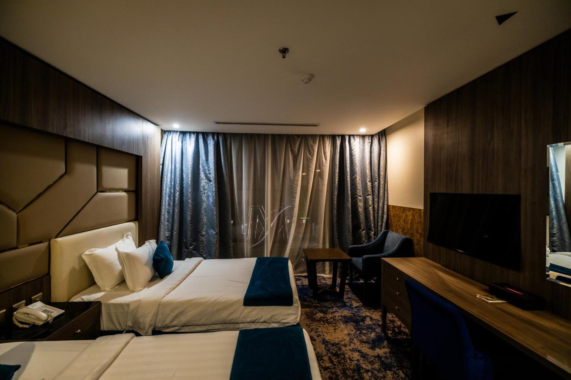 Mora Hotel By Pioneer Jeddah Luaran gambar