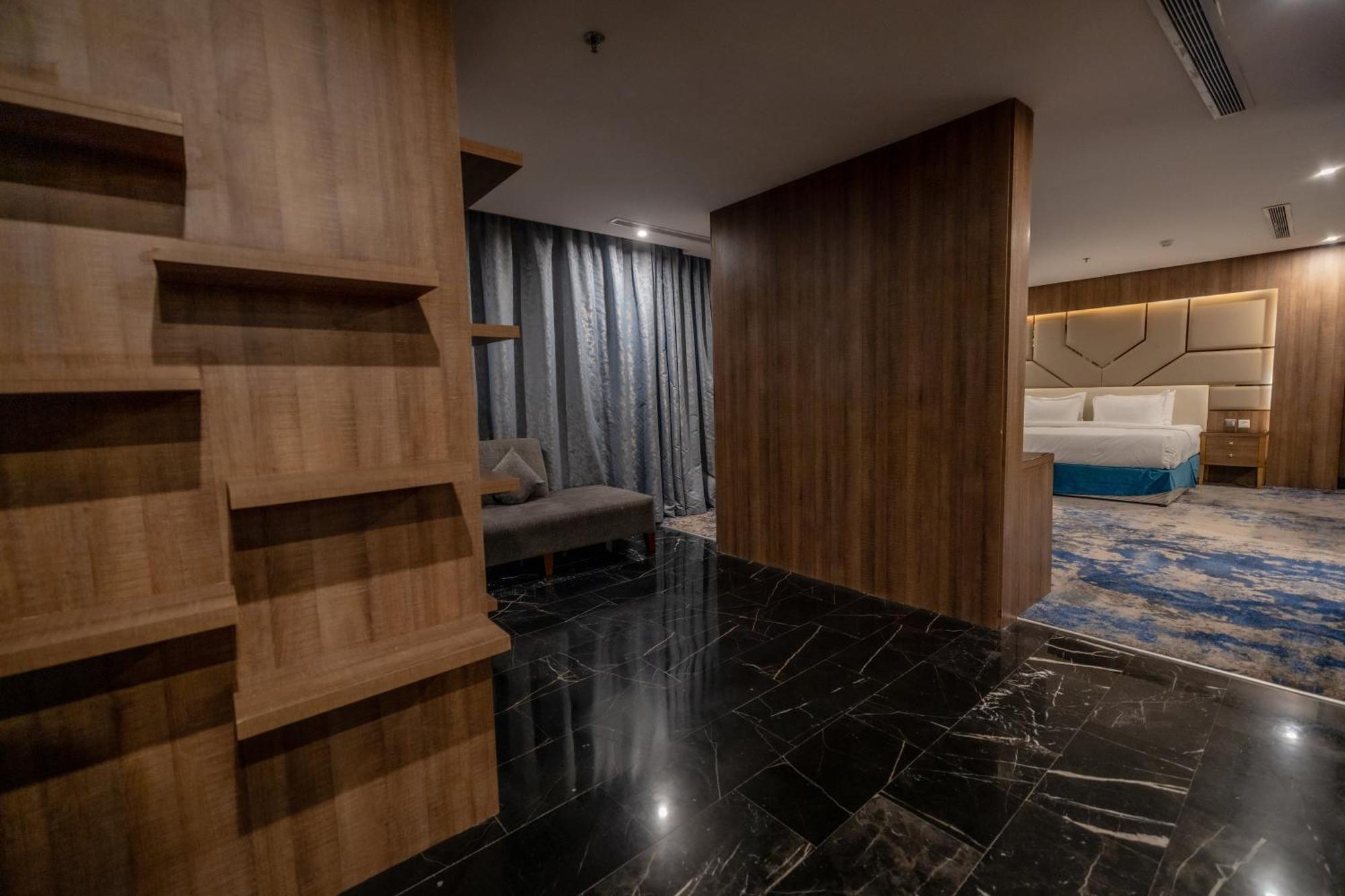 Mora Hotel By Pioneer Jeddah Luaran gambar