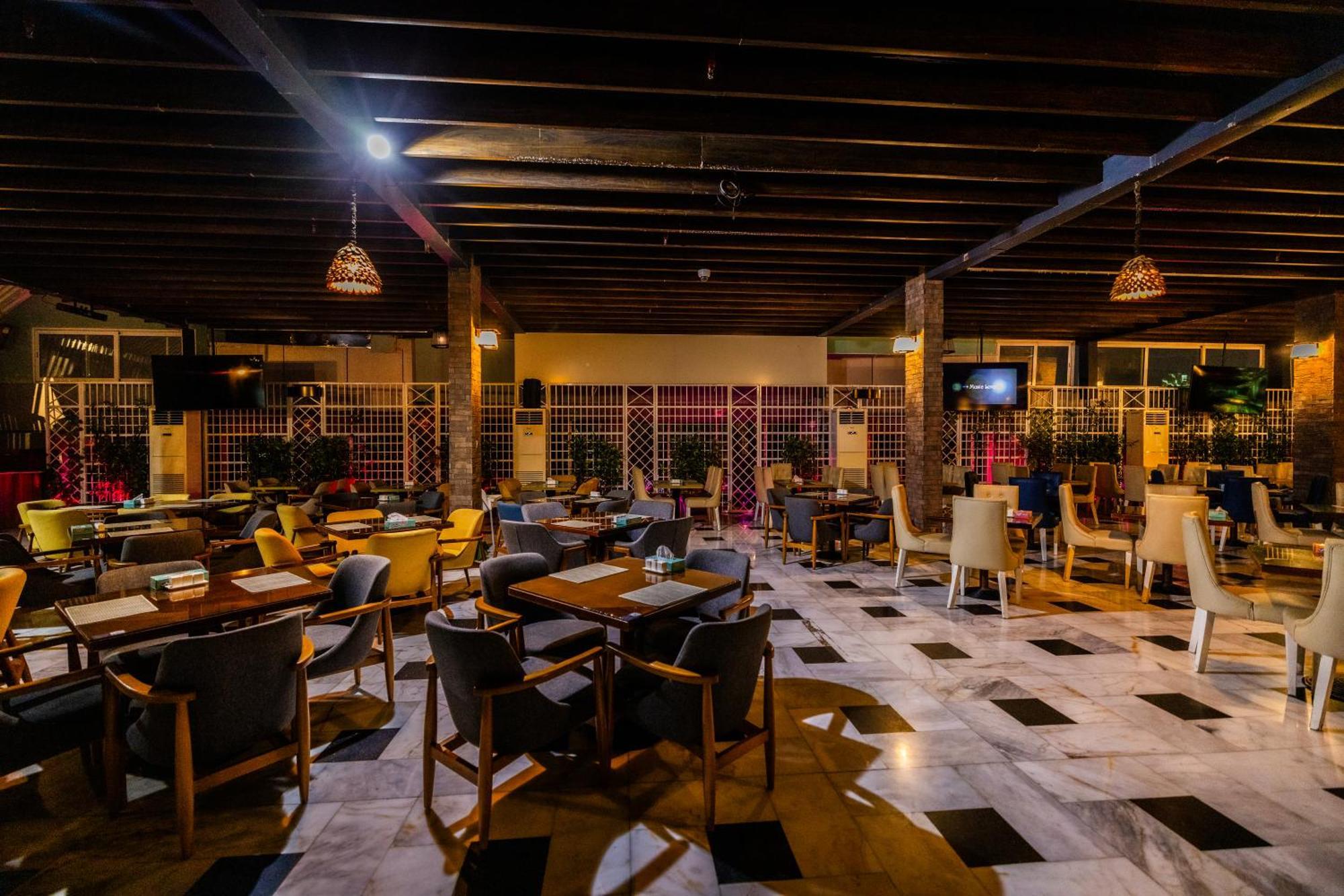 Mora Hotel By Pioneer Jeddah Luaran gambar
