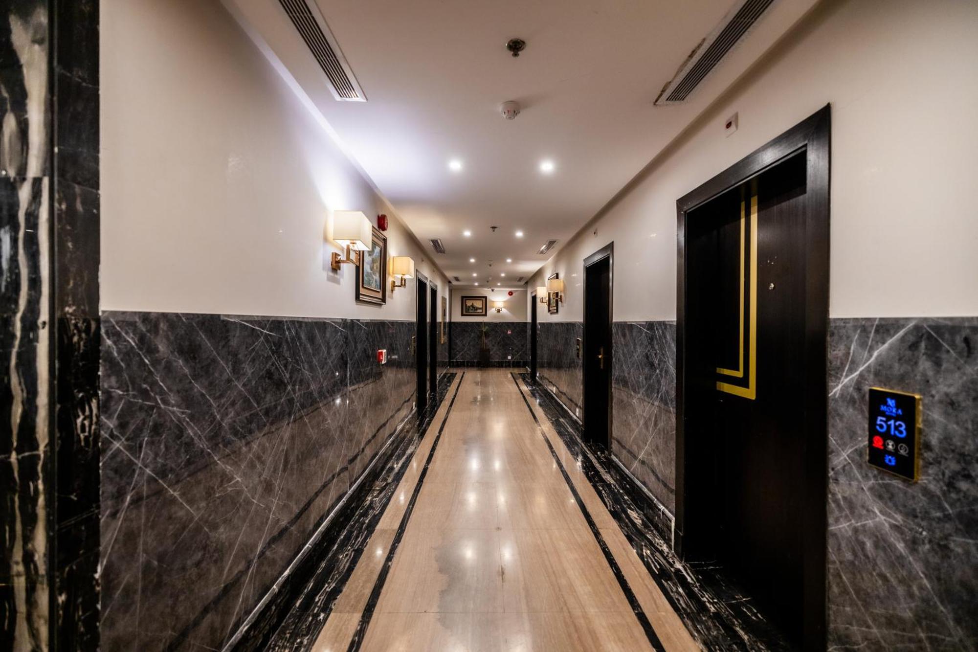 Mora Hotel By Pioneer Jeddah Luaran gambar