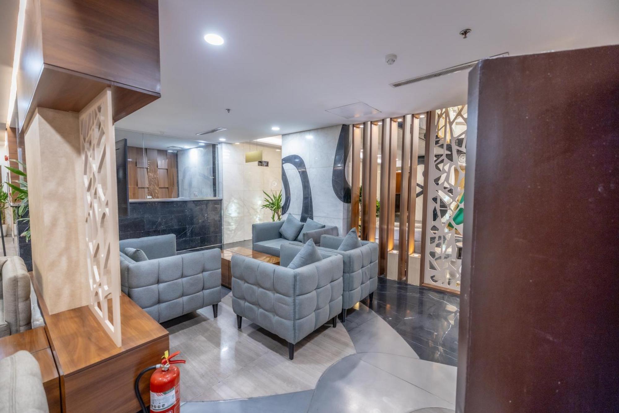 Mora Hotel By Pioneer Jeddah Luaran gambar
